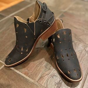 Musse & Cloud leather booties from anthropologie 9